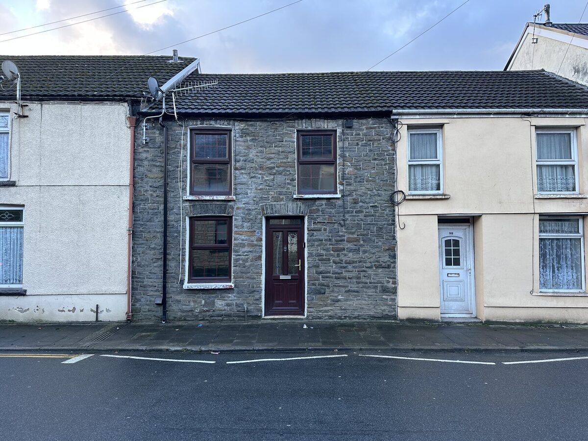 Exterior of 97 Miskin Road, Tonypandy